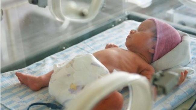 В областном перинатальном центре за полгода родилось 2763 малыша