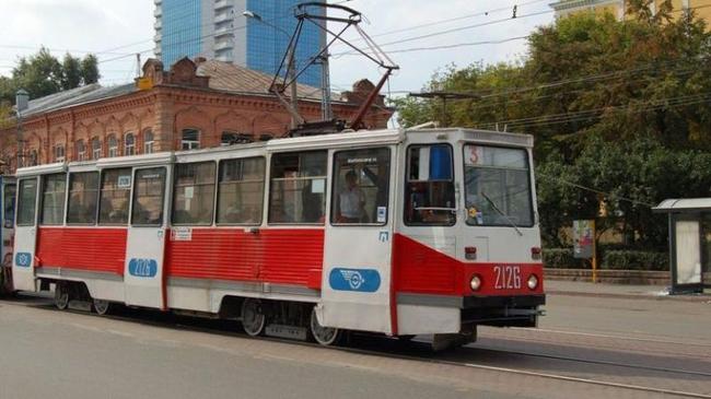 В Челябинске обстреляли трамвай с пассажирами 