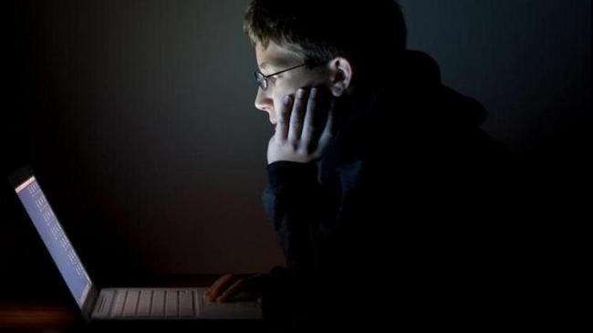 Челябинские эксперты предлагают блокировать интернет-группы с суицидальными настроениями 