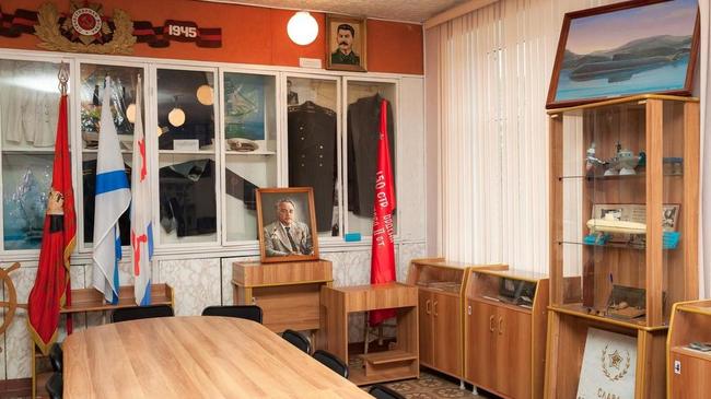 Школьный музей ВМФ собрал всю морскую историю Южного Урала