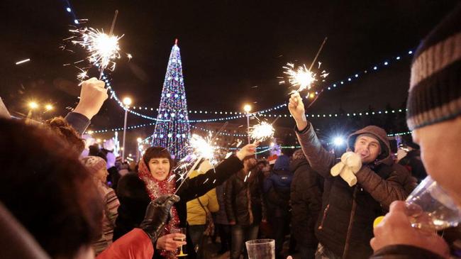 За праздники главный ледовый городок Челябинска посетили более 100 тысяч человек