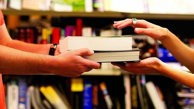 Книги «в добрые руки» раздаст челябинская библиотека