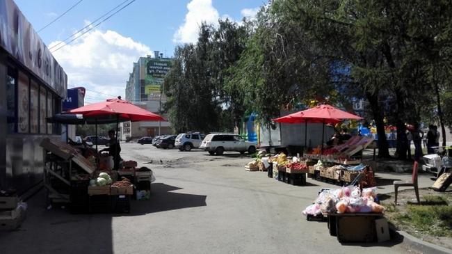 Нелегальный рынок на улице Гагарина возобновил работу
