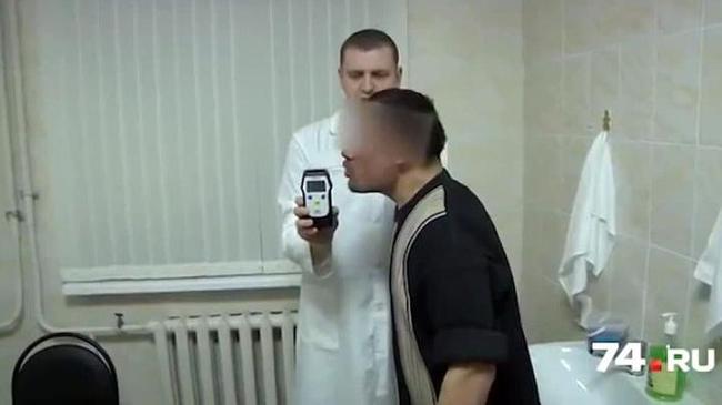 Первый клиент сломал алкотестер в вытрезвителе Челябинска
