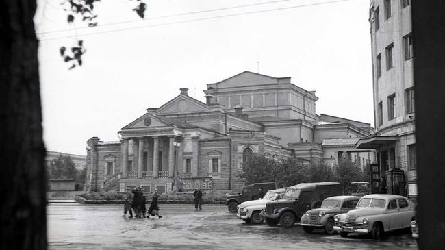 Театр на Площади, 1960 год
