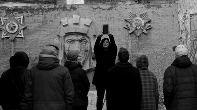 «Город напоминает гетто»: челябинские реперы сняли провокационный клип о человеческих пороках 