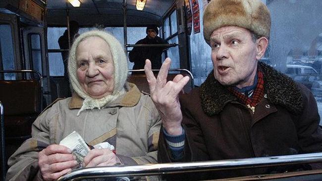 Челябинские пенсионеры остались без бесплатного проезда