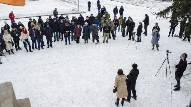 Митинг памяти Бориса Немцова собрал сотню челябинцев