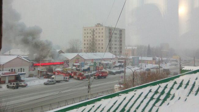 В Челябинске утром чуть не сгорел один из рынков
