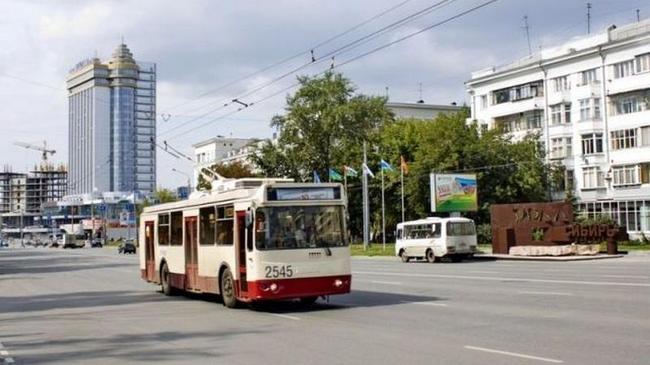 Движение троллейбусов по проспекту Ленина в Челябинске закроют на выходные