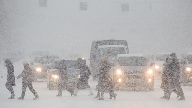 Штормовой ветер со снегом обрушатся на Южный Урал