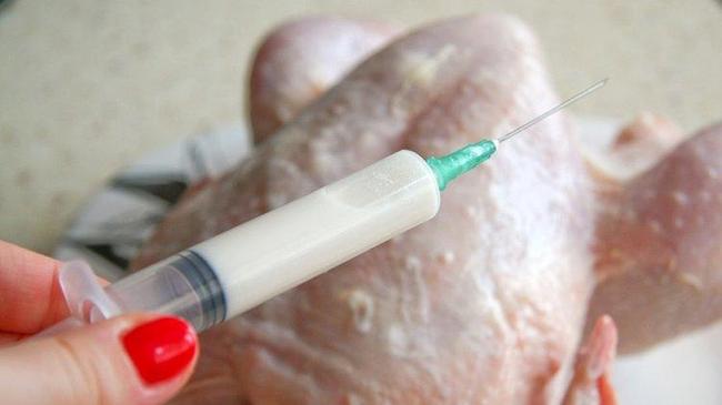 Часть кур в Челябинской области перекормили антибиотиками