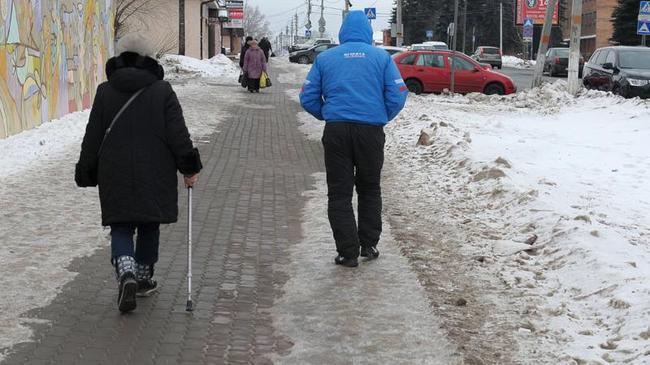 В Челябинске назначат ответственных по уборке тротуаров