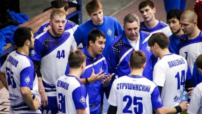 Челябинские гандболисты обыграли олимпийского чемпиона в матче Суперлиги 