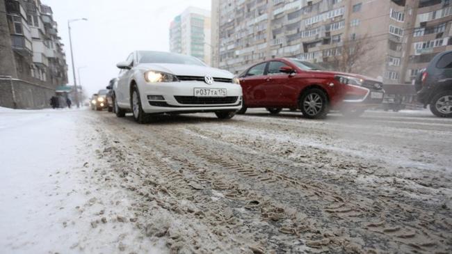 «Я видел технику»: Тефтелев высоко оценил уборку челябинских дорог от снега