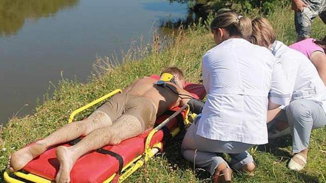 В Челябинске спасли парня, прыгнувшего в реку около "Мегаполиса"