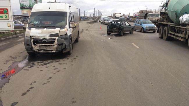 Грудничок пострадал в ДТП с маршруткой в Челябинске