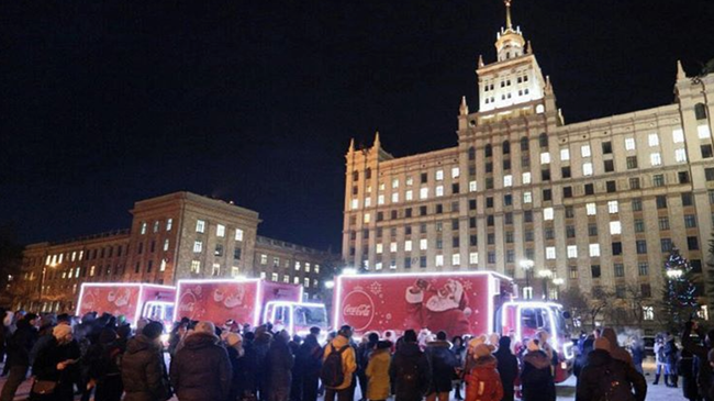 «Рождественский караван Coca-Cola» прошел через Челябинск