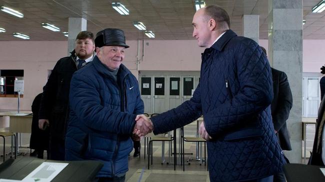 Борис Дубровский проголосовал на выборах-2018 в челябинском ВУЗе