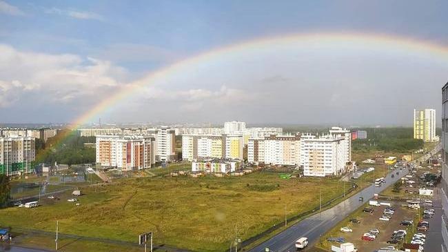 Запрещеночка пошла 😂 Обалденно красивая радуга в Челябинске! 🌈