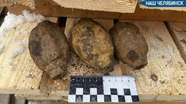 😨 Строители на улице Блюхера обнаружили целый арсенал боеприпасов