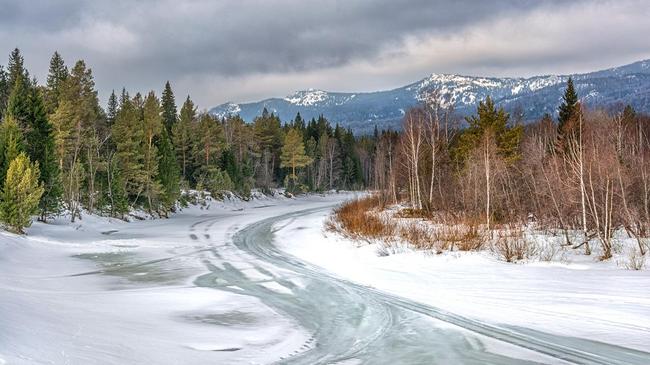 ❄ Родная область ещё в снегу. Расскажите, чего вы больше всего ждёте от наступления весны?
