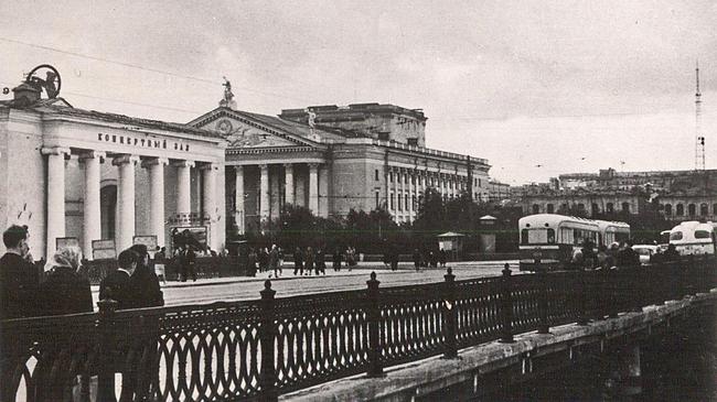 Улица Кирова, 1962 г. Есть те, кто помнят? 🤔