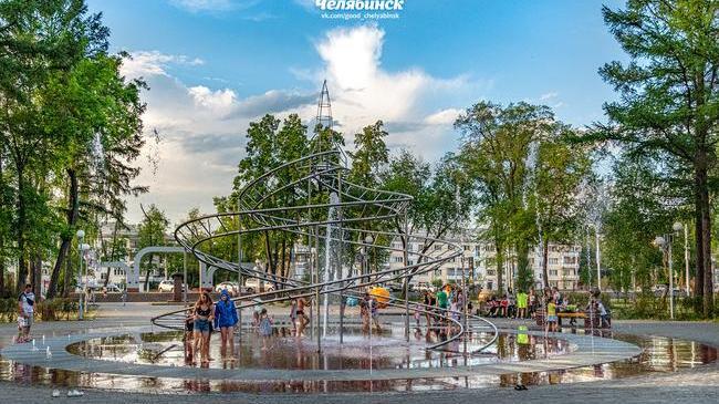 ⛲ В парке Терешковой запустили пешеходный фонтан, который восхитил горожан 👍🏻