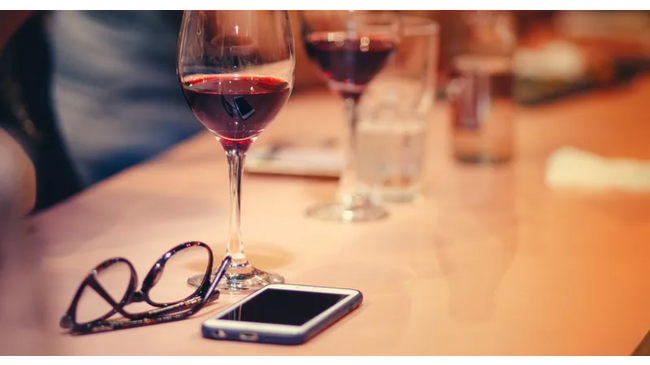 «Вы пьяны»: смартфоны начнут говорить, когда вам стоит закончить пить