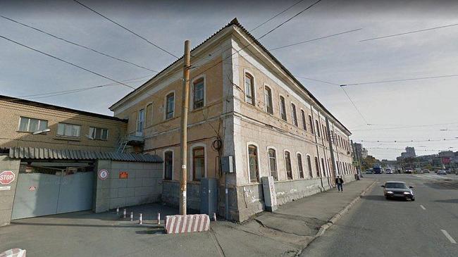 Авария «отключила» светофоры  и оставила без электричества госпиталь в центре Челябинска 