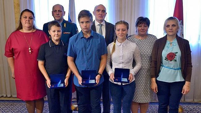 Три храбрых подростка из Челябинской области получили награду «Горячее сердце»