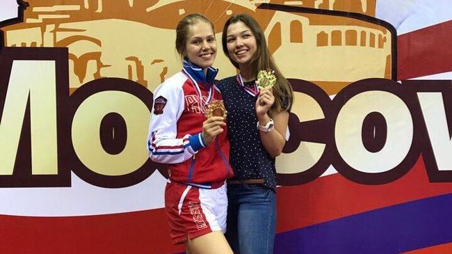 Две красотки-тхэквондистки из Челябинска взяли золото на международном турнире