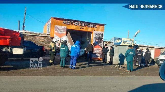 🔥 В Миассе на объездной дороге Машгородка сегодня прогремел взрыв на одном из автосервисов. 