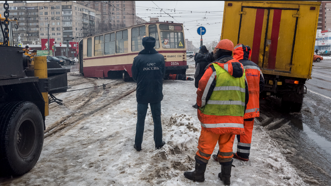 Разрывы трамвайных рельсов все чаще фиксируют в Челябинске
