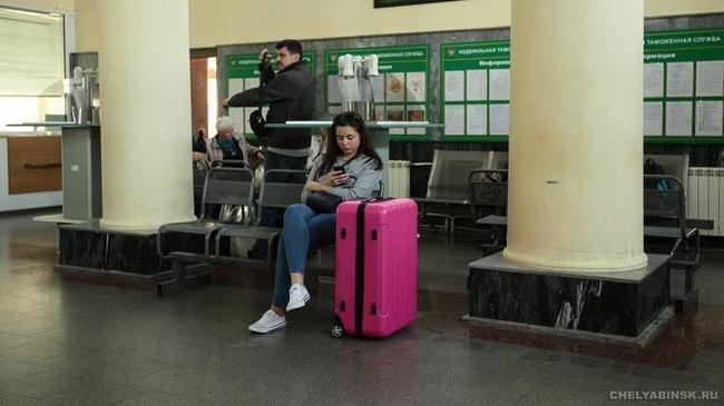 Задержка более чем на 15 часов: туристы не могут вылететь из Челябинска в Турцию 