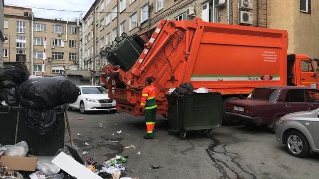 Глава челябинского регоператора заявил о тысячах жалоб на вывоз мусора
