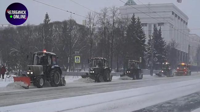 ❄ С улиц Челябинска за ночь вывезли 3302 тонны снега.