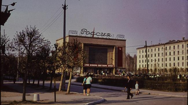 Кинотеатр Россия, 1972г. Есть те, кто помнит его именно таким?