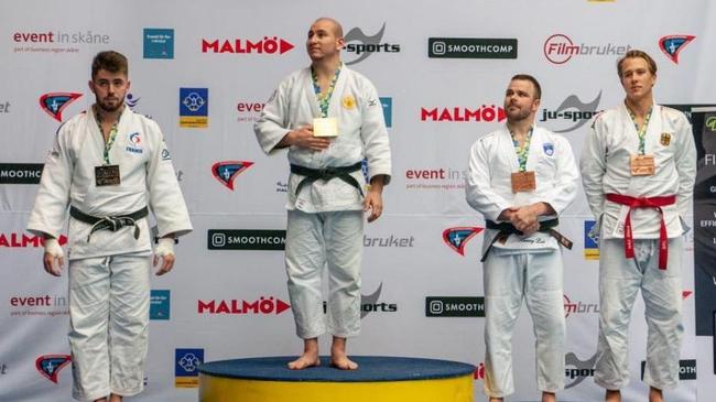 Челябинец выиграл чемпионат мира по джиу-джитсу