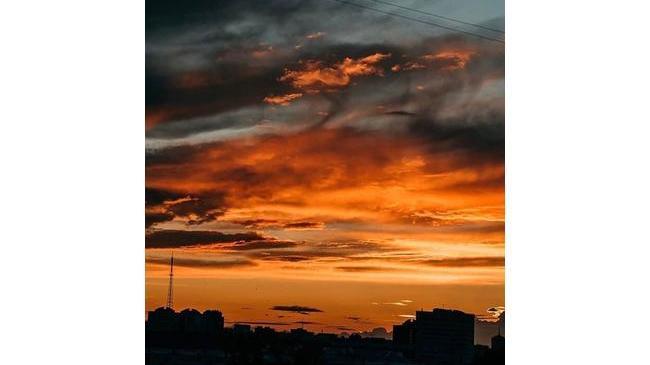 🌇 Какие все таки особенные летние закаты🥰