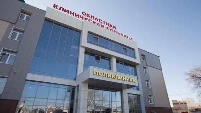 Расширили площадь и поставили лифты: в Челябинске реконструировали поликлинику в главной областной больнице