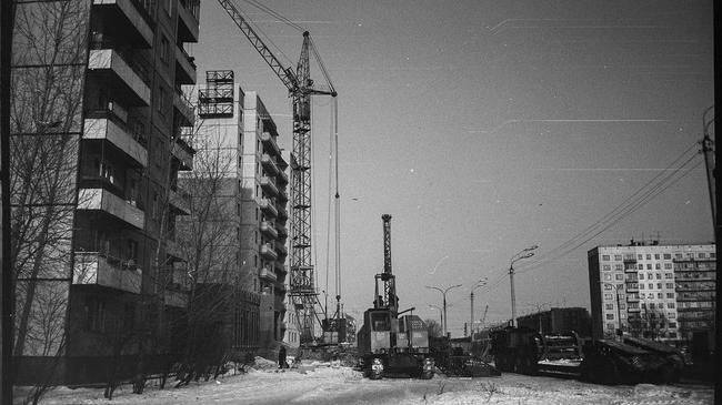 Январь 1991, строится "Виктория". Помните?