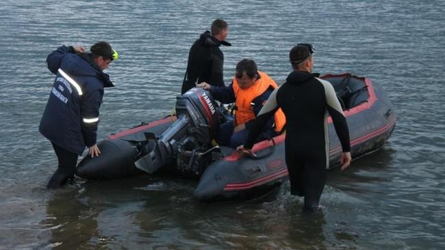 Власти назвали причину гибели 7 человек на озере в Челябинской области