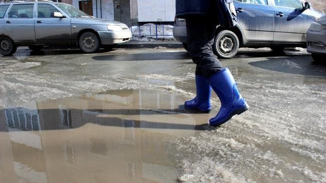 Почтальонам на Южном Урале выдали резиновые сапоги, чтобы не сорвать сроки доставки пенсий