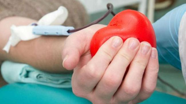 В Челябинске срочно нужны доноры крови с отрицательным резусом
