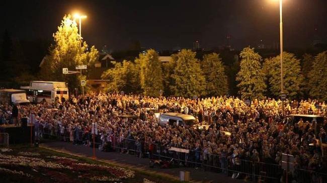 😕 Идея превыше безопасности? Тысячи православных вышли на крестный ход в Екатеринбурге в разгар пандемии