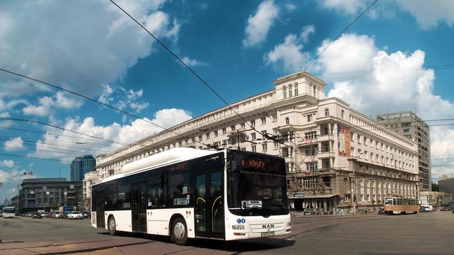 В Челябинске начали работать садовые автобусные маршруты