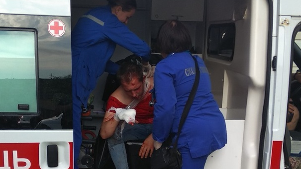 В Челябинске произошла массовая драка с «розочками», двух мужчин госпитализировали