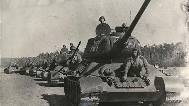 11 марта - День народного подвига по формированию Уральского добровольческого танкового корпуса в годы Великой Отечественной войны! 