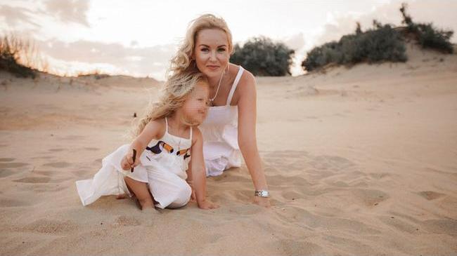 Четырехлетняя дочь погибшей под Новороссийском челябинки находится в тяжелом состоянии